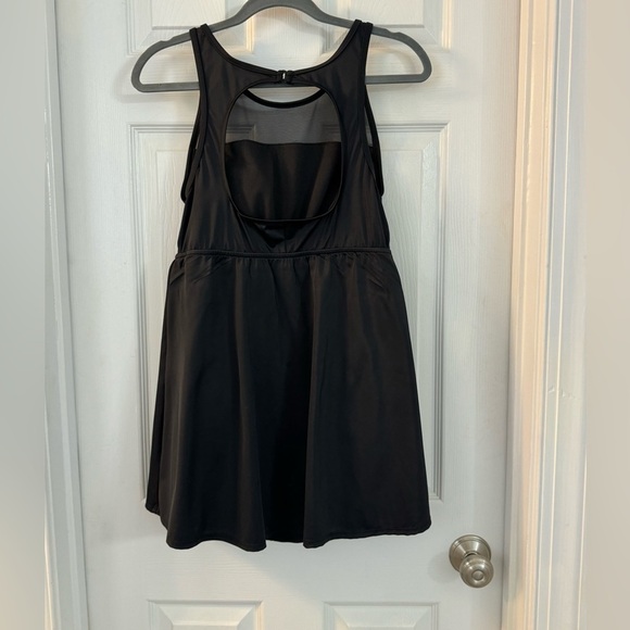 😊Venus Swim Dress size 14😊 black , tummy slimming panel mesh overlay - Picture 6 of 8